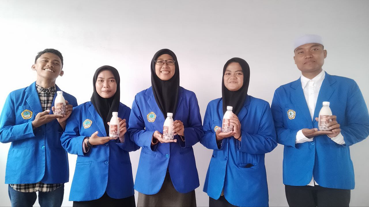 Lima Mahasiswi Unzah Genggong Raih Bronze Medal dalam Ajang IIIEX 2024