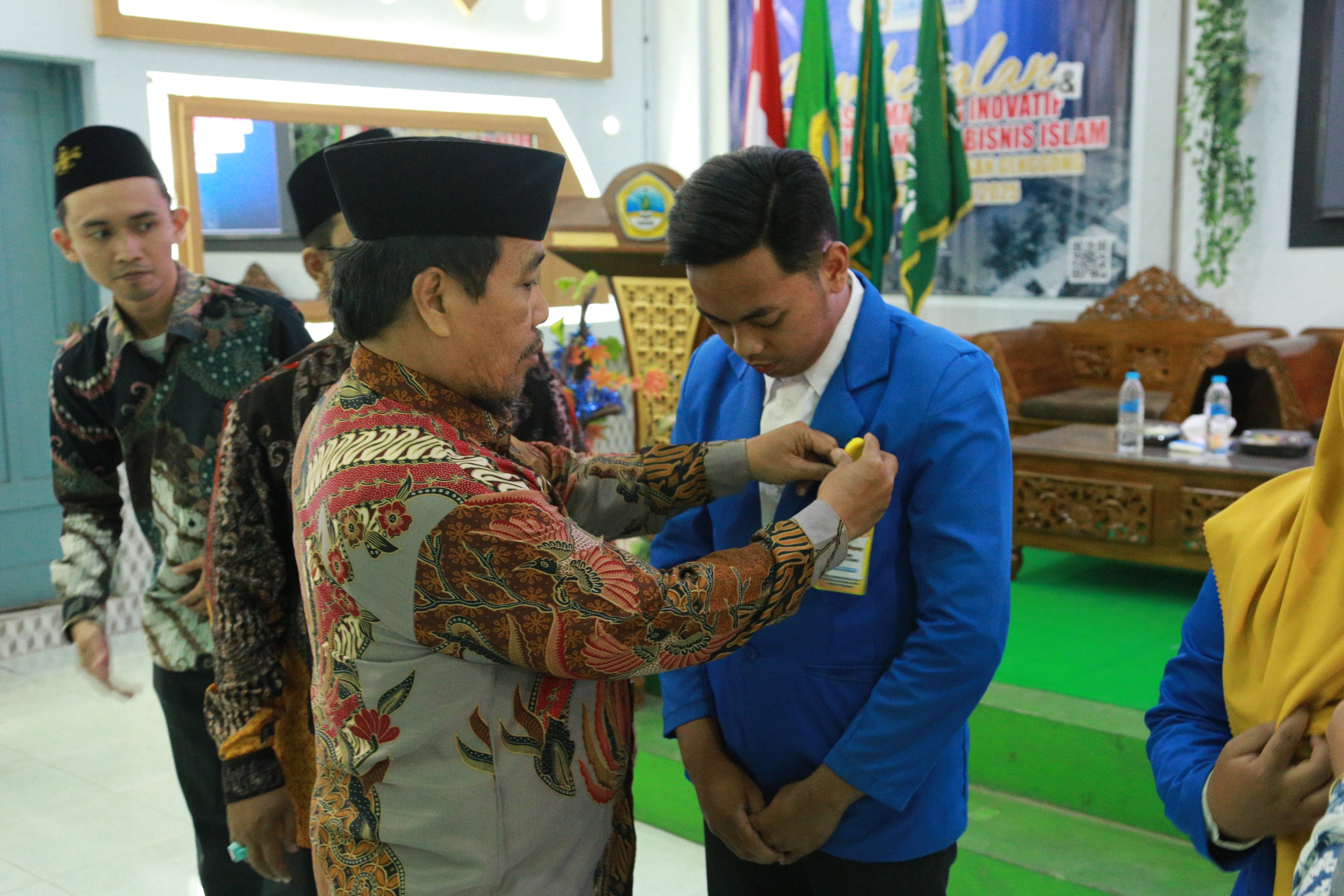 Rektor Universitas Islam Zainul Hasan Genggong melepas mahasiswa Magang FEBI, Berikan Pesan Penting kepada Mahasiswa